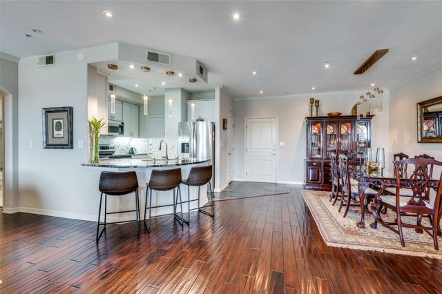 330 Las Colinas Boulevard E 1016, Irving, TX 75039