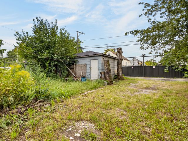 5338 S Wood Street, Chicago, IL 60609