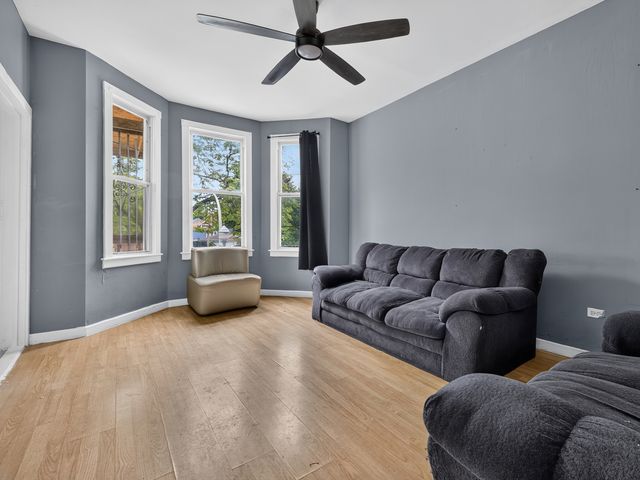 5338 S Wood Street, Chicago, IL 60609