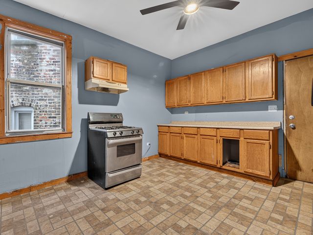 5338 S Wood Street, Chicago, IL 60609