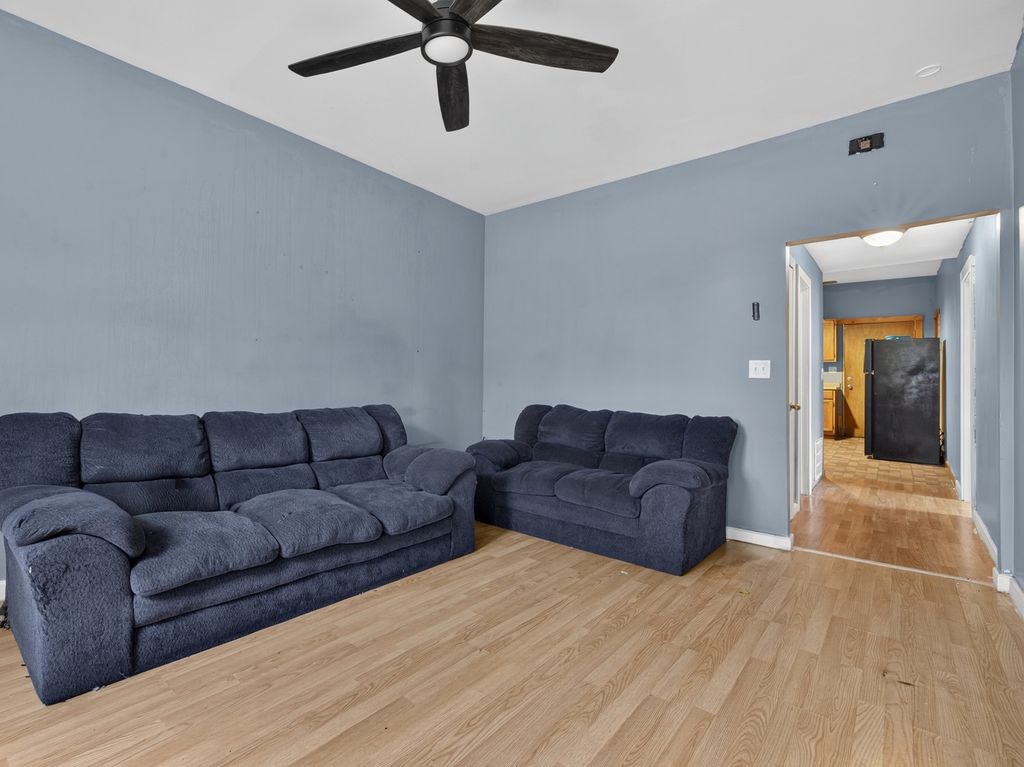 5338 S Wood Street, Chicago, IL 60609 — photo 3