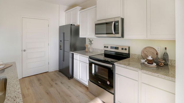 223 Dockside Road, Freeport, FL 32439
