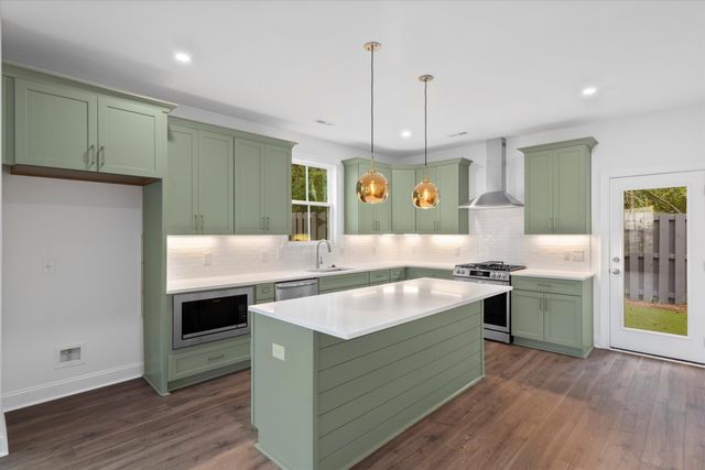 532-536 Hayes Park Boulevard, Johns Island, SC 29455