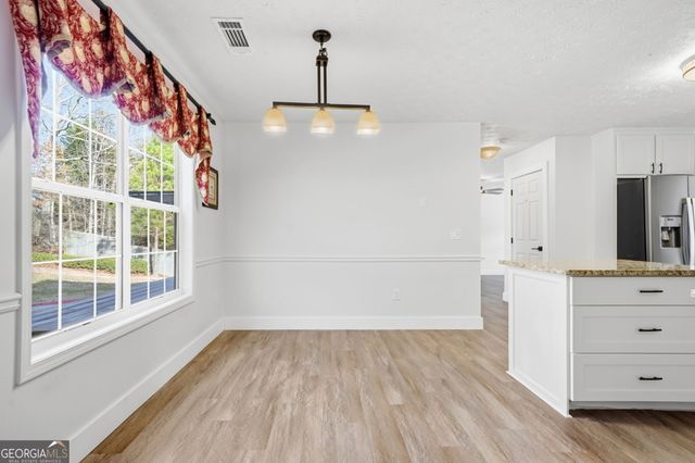 3180 Victoria Ridge Court, Loganville, GA 30052