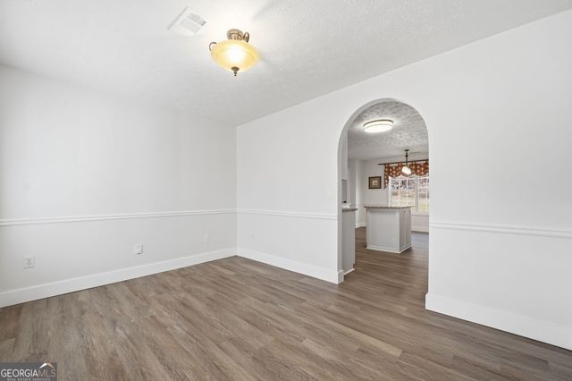 3180 Victoria Ridge Court, Loganville, GA 30052