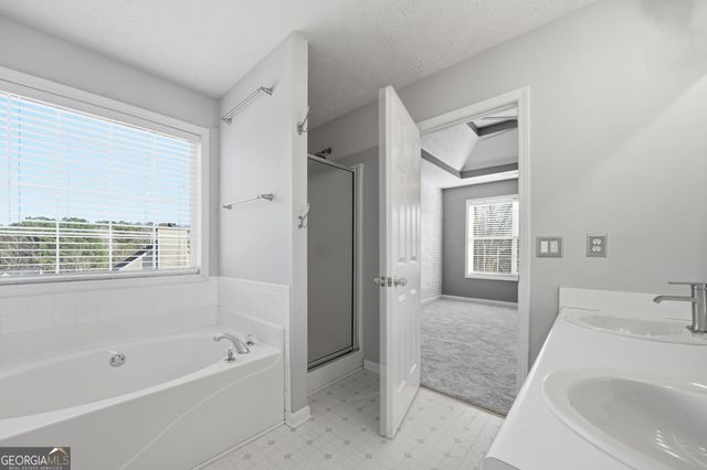 3180 Victoria Ridge Court, Loganville, GA 30052