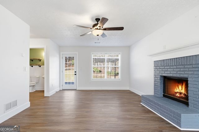 3180 Victoria Ridge Court, Loganville, GA 30052