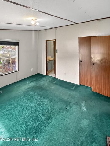 202 CLEARWATER Road, Satsuma, FL 32189