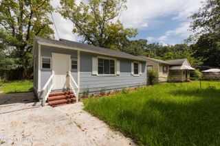 2325 WESTBROOK Circle N, Jacksonville, FL 32209