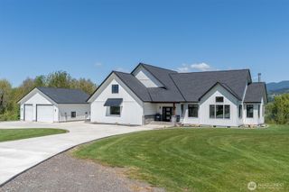 158 Breezy Lane, Mossyrock, WA 98564