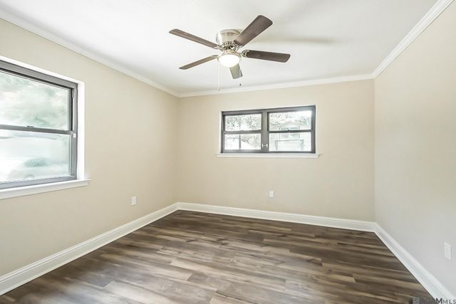 1124 Sharp Rd, Baton Rouge, LA 70815