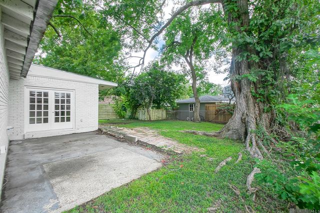 1124 Sharp Rd, Baton Rouge, LA 70815