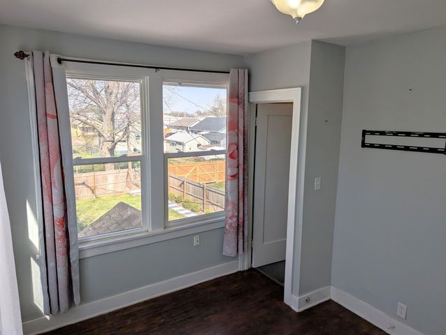 724 Custer St, Salina, KS 67401