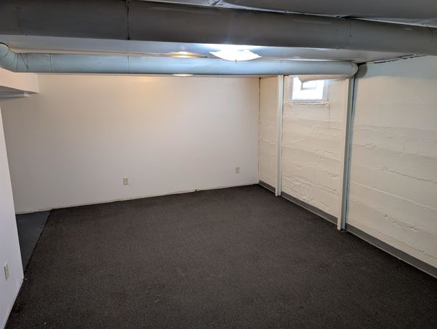 724 Custer St, Salina, KS 67401