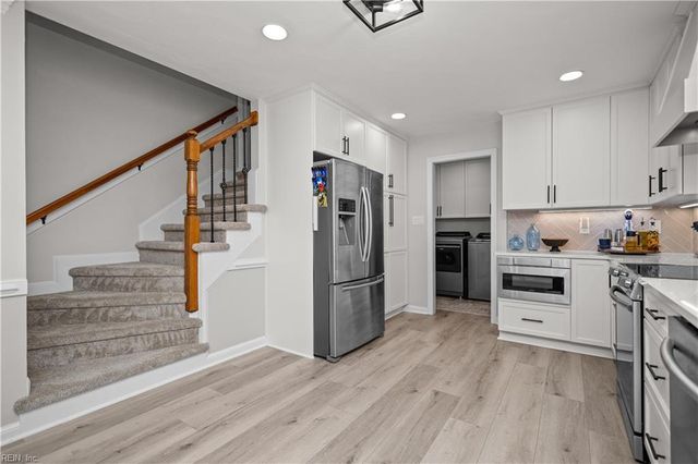 805 Poplar Ridge DR, Chesapeake, VA 23322