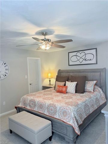 805 Poplar Ridge DR, Chesapeake, VA 23322