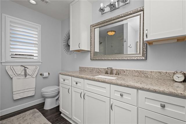 805 Poplar Ridge DR, Chesapeake, VA 23322