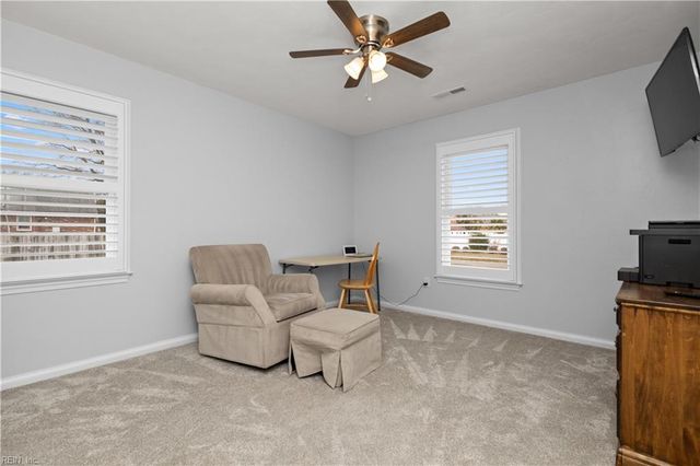 805 Poplar Ridge DR, Chesapeake, VA 23322