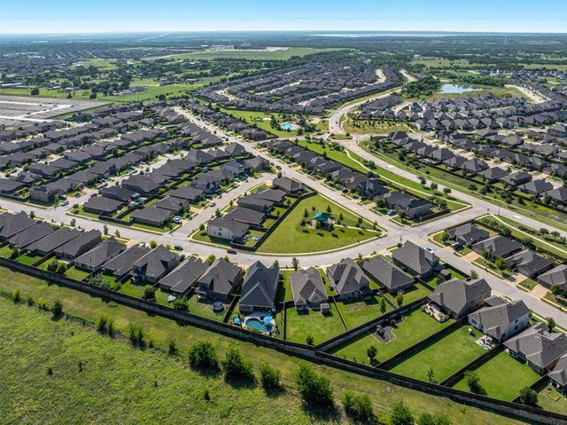 2109 Swanmore Way, Forney, TX 75126