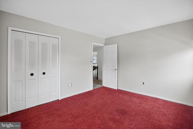 95 TAYLOR DR, Levittown, PA 19054