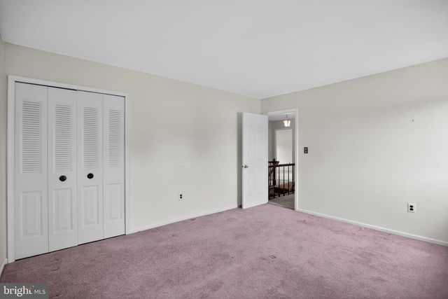 95 TAYLOR DR, Levittown, PA 19054