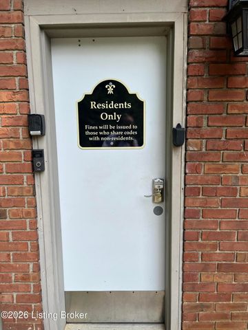 2505 Lindsay Ave, Louisville, KY 40206