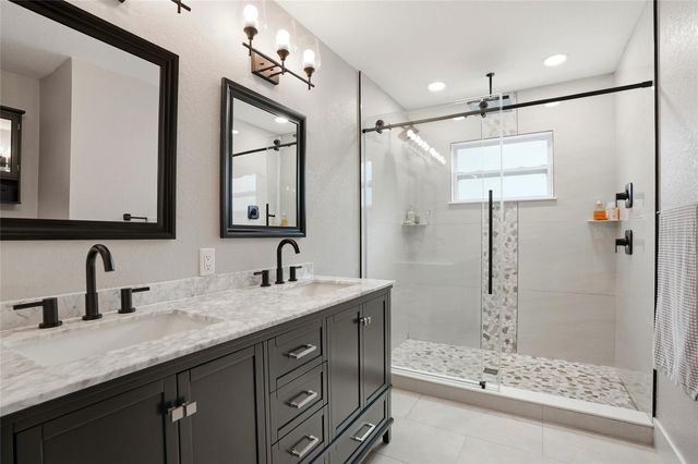 3515 19TH STREET N, St Petersburg, FL 33713