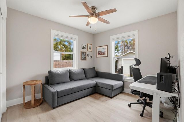 3515 19TH STREET N, St Petersburg, FL 33713