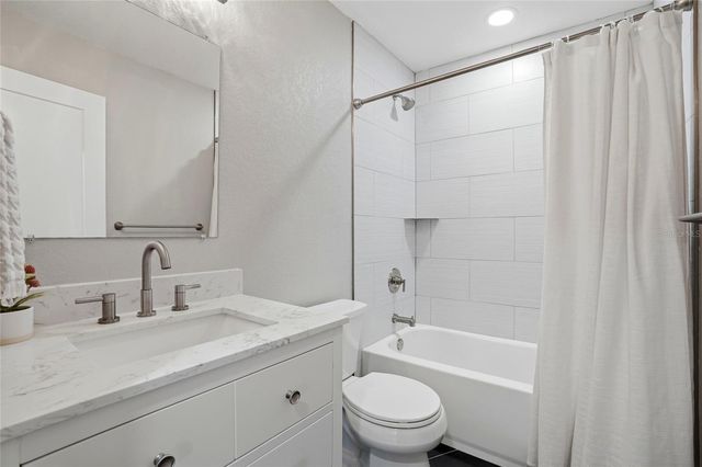 3515 19TH STREET N, St Petersburg, FL 33713