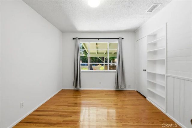 4450 Matilija Avenue, Sherman Oaks, CA 91423