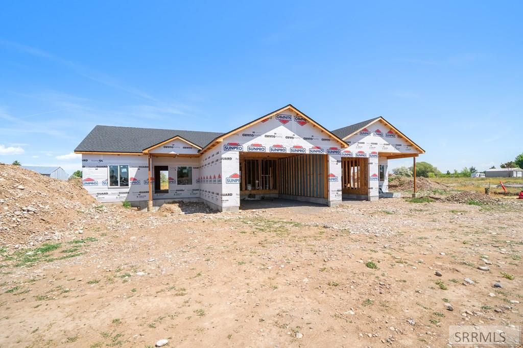Image 2 of property listing at 3811 E 228 N, Rigby, ID 83442