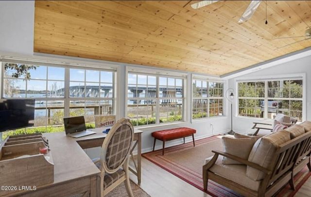 21 Mariners Court, Port Royal, SC 29935