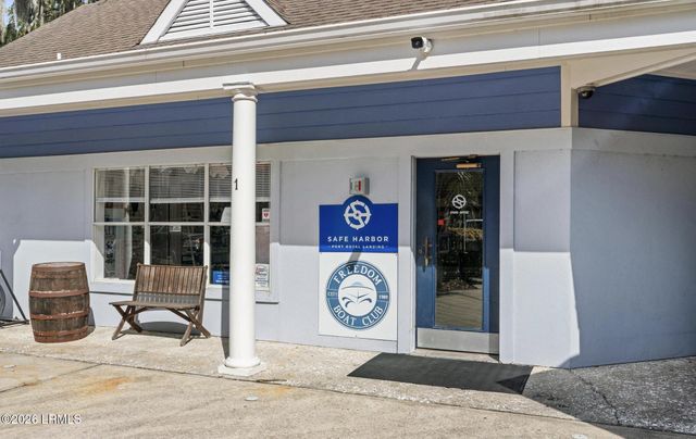 21 Mariners Court, Port Royal, SC 29935