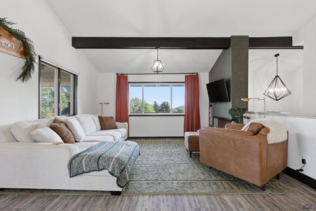 2423 CAMERON DR, Rapid City, SD 57702
