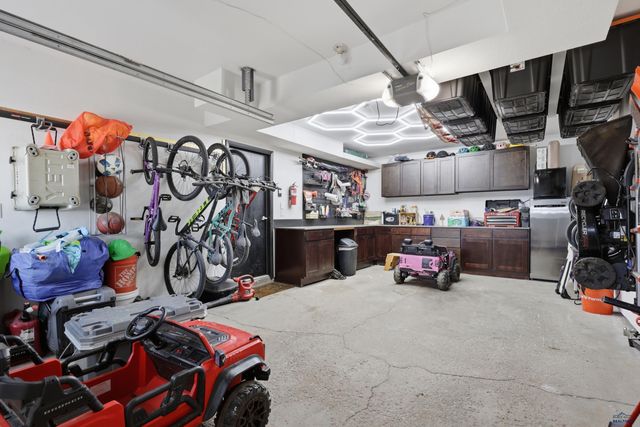 2423 CAMERON DR, Rapid City, SD 57702