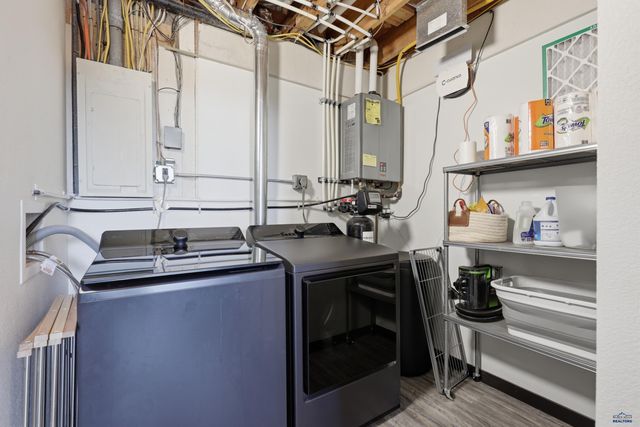 2423 CAMERON DR, Rapid City, SD 57702