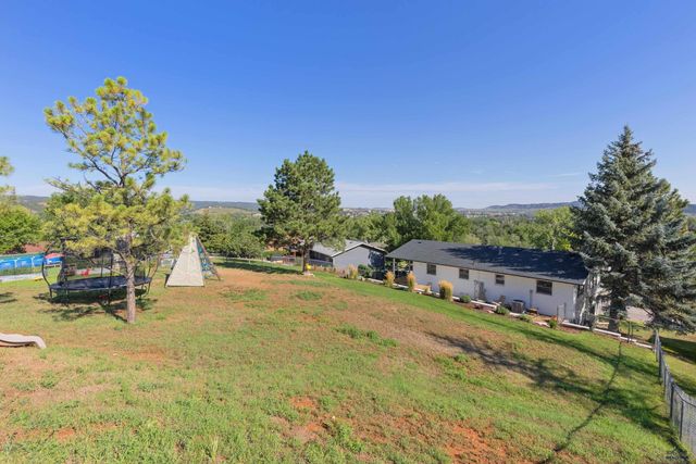 2423 CAMERON DR, Rapid City, SD 57702