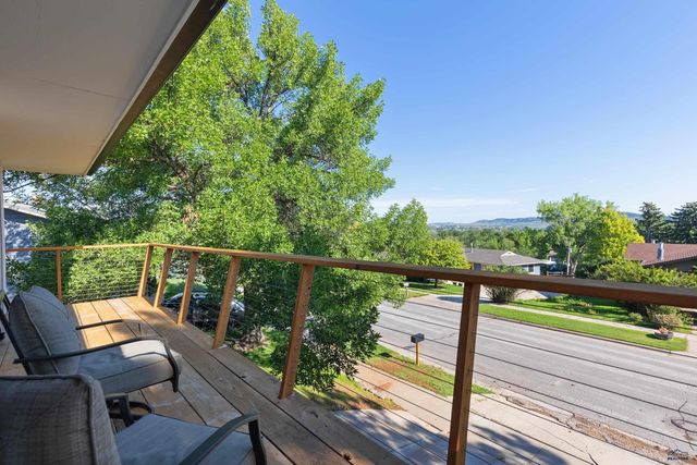 2423 CAMERON DR, Rapid City, SD 57702