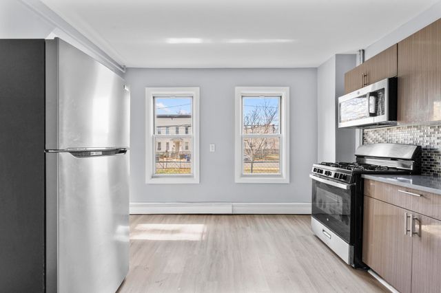 746 Maple Street, Bridgeport, CT 06608