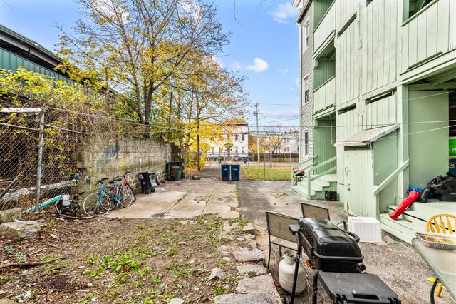 746 Maple Street, Bridgeport, CT 06608