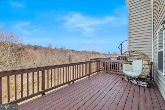 203 ONTARIO DR, Falling Waters, WV 25419