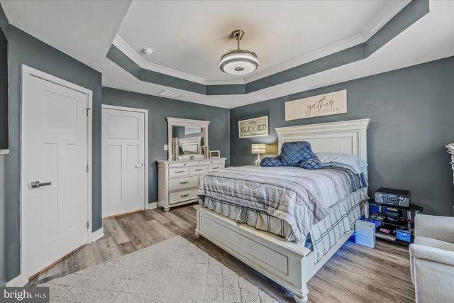 203 ONTARIO DR, Falling Waters, WV 25419