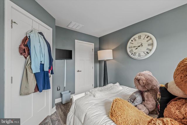 203 ONTARIO DR, Falling Waters, WV 25419