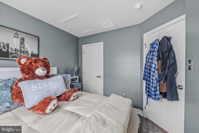 203 ONTARIO DR, Falling Waters, WV 25419