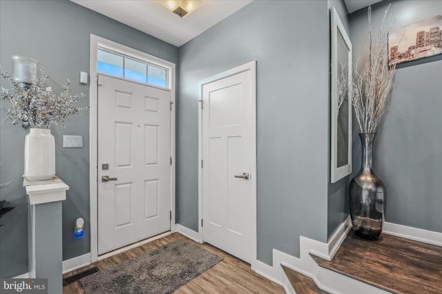 203 ONTARIO DR, Falling Waters, WV 25419