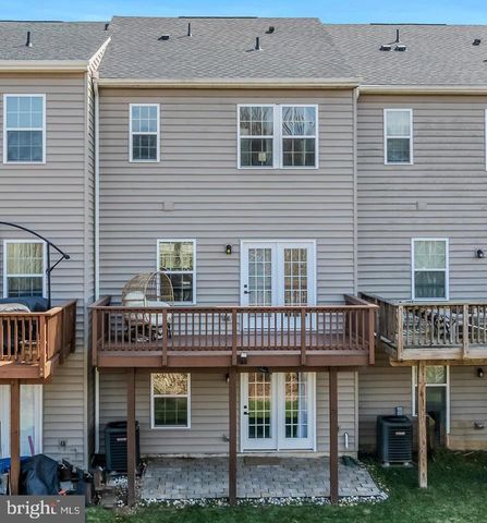 203 ONTARIO DR, Falling Waters, WV 25419