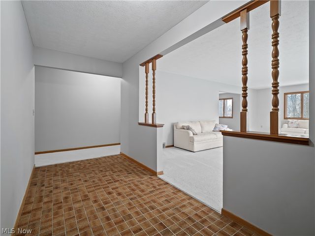 14345 W Sprague Road, Strongsville, OH 44136