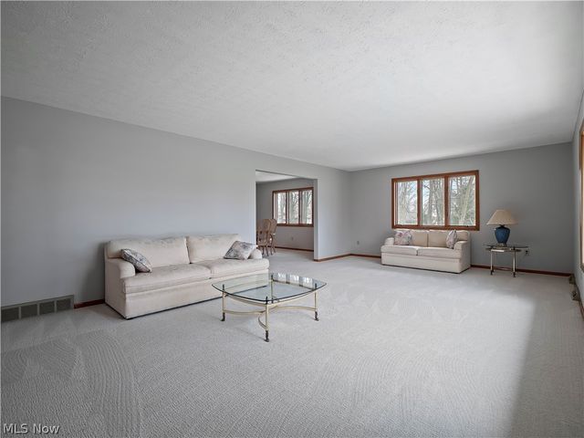 14345 W Sprague Road, Strongsville, OH 44136