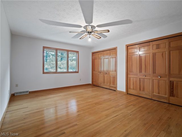 14345 W Sprague Road, Strongsville, OH 44136