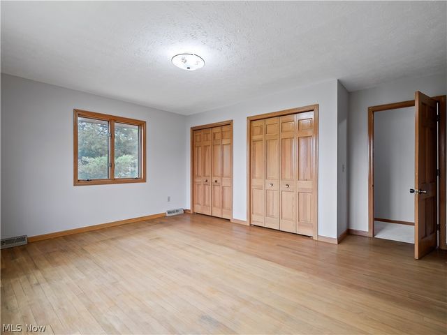 14345 W Sprague Road, Strongsville, OH 44136